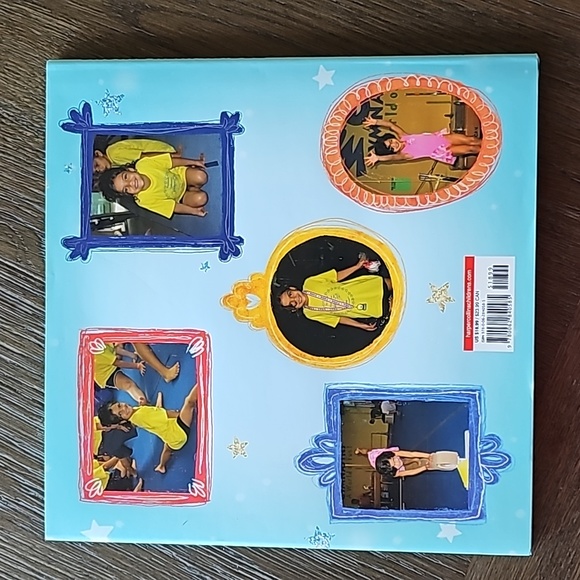 Hardcover "She's Got This" book - Picture 2 of 3